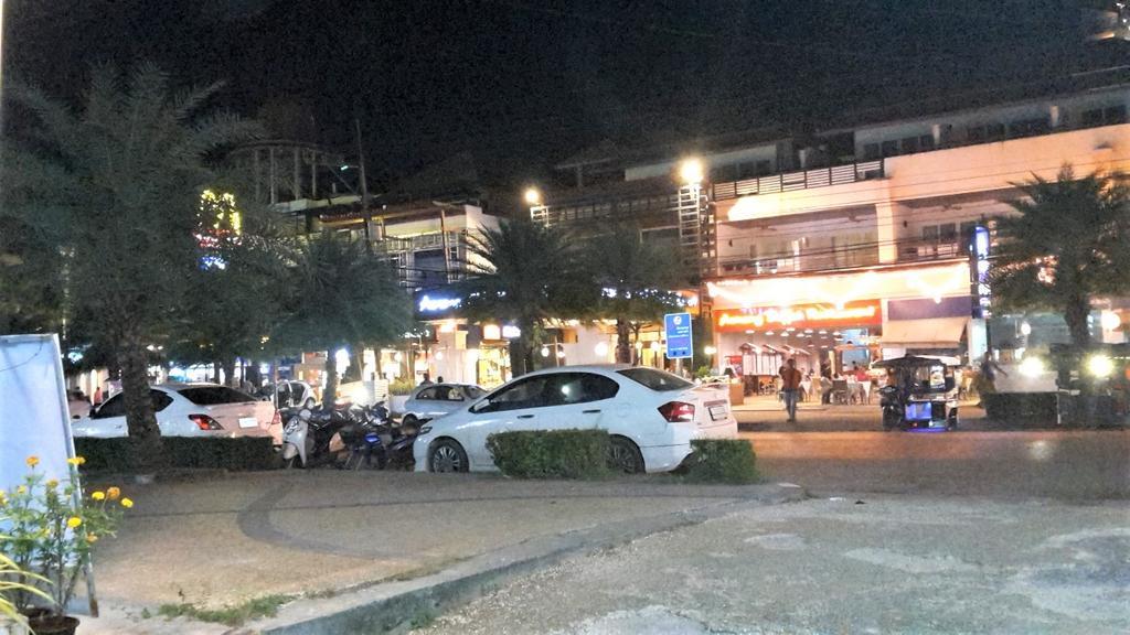 奥南乡村度假酒店 Ao Nang 外观 照片
